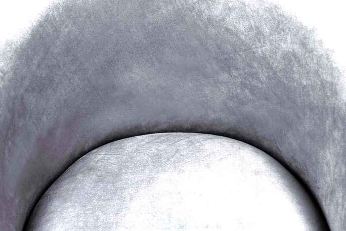 кресло на ножках