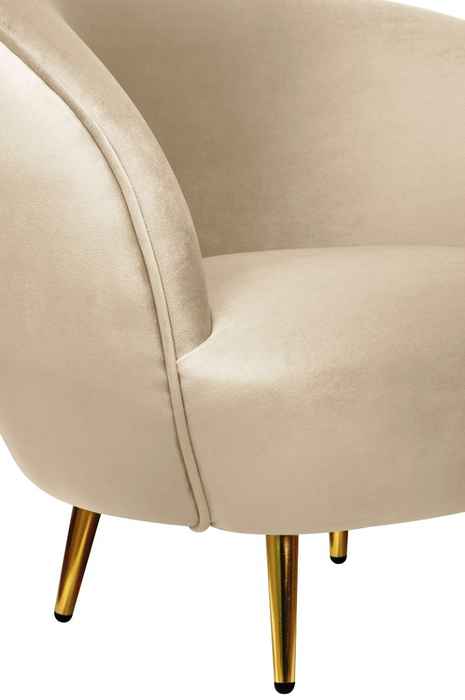 кресло на ножках