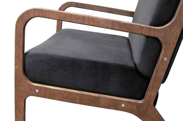 кресло на ножках