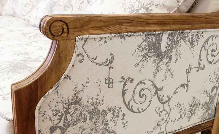 диван в гостиную