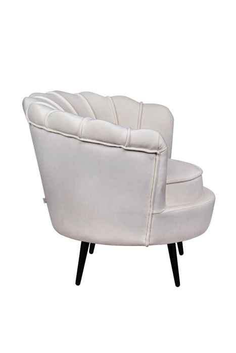 кресло на ножках