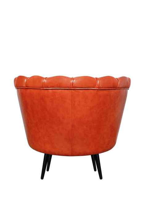 кресло на ножках