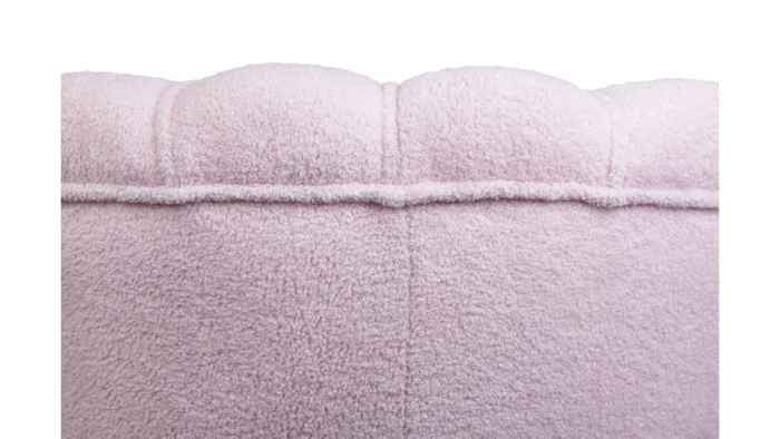 кресло на ножках