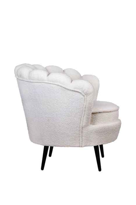 кресло на ножках