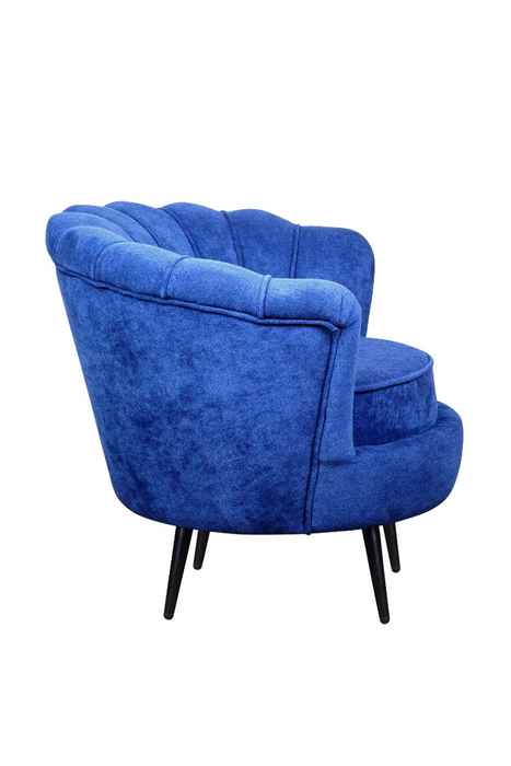 кресло на ножках