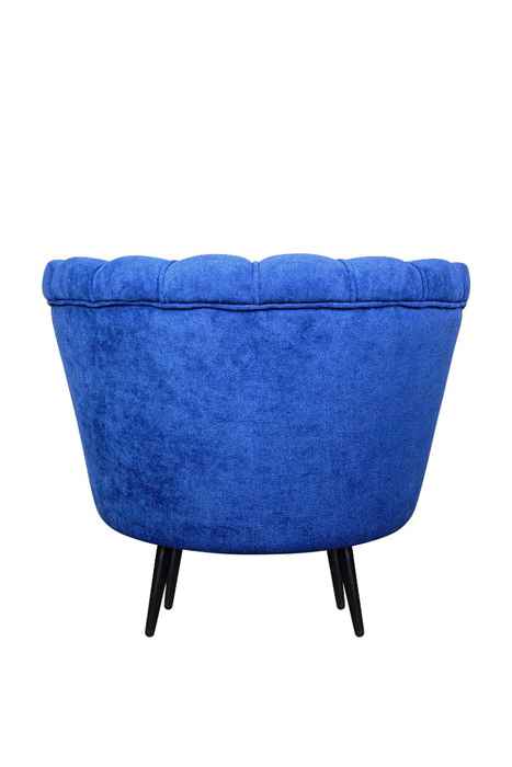 кресло на ножках