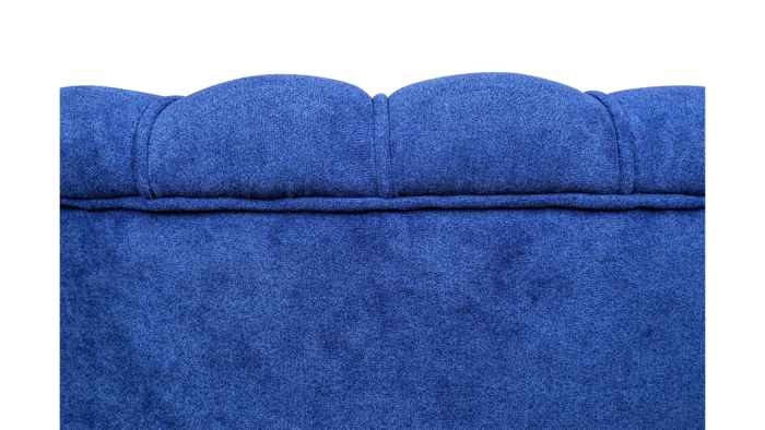 кресло на ножках