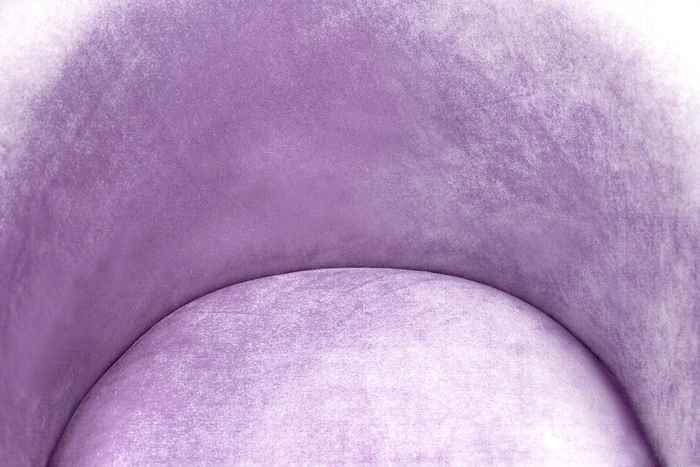 кресло на ножках