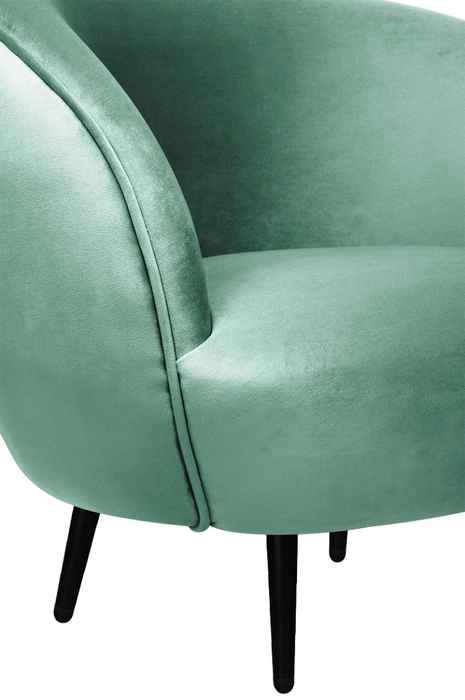 кресло на ножках