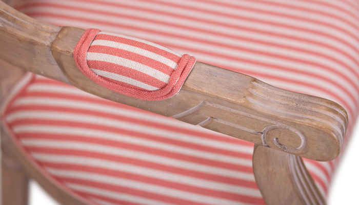 стул обеденный с подлокотниками