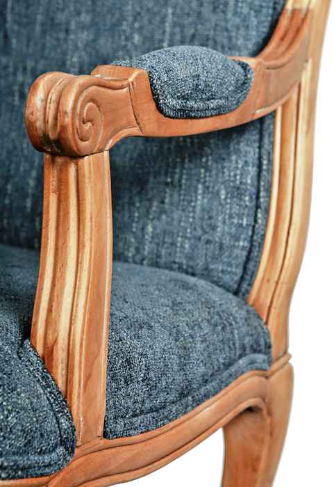 стул обеденный с подлокотниками