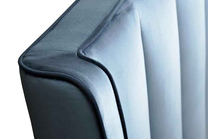 кровать двуспальная